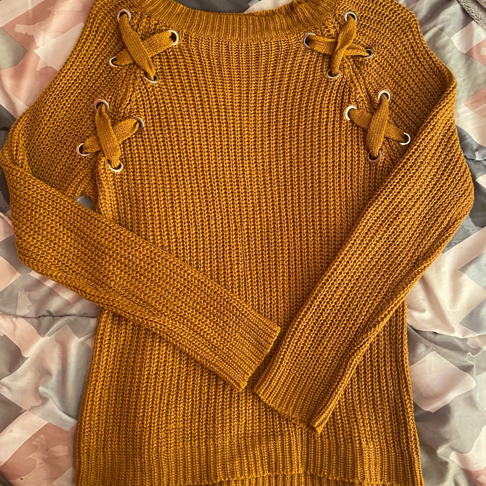 Mustard yellow women’s sweater